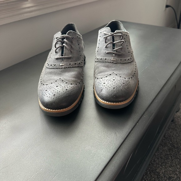 Men’s Cole Haan’s Size 10 1/2 Grey with tan accent - Picture 3 of 8